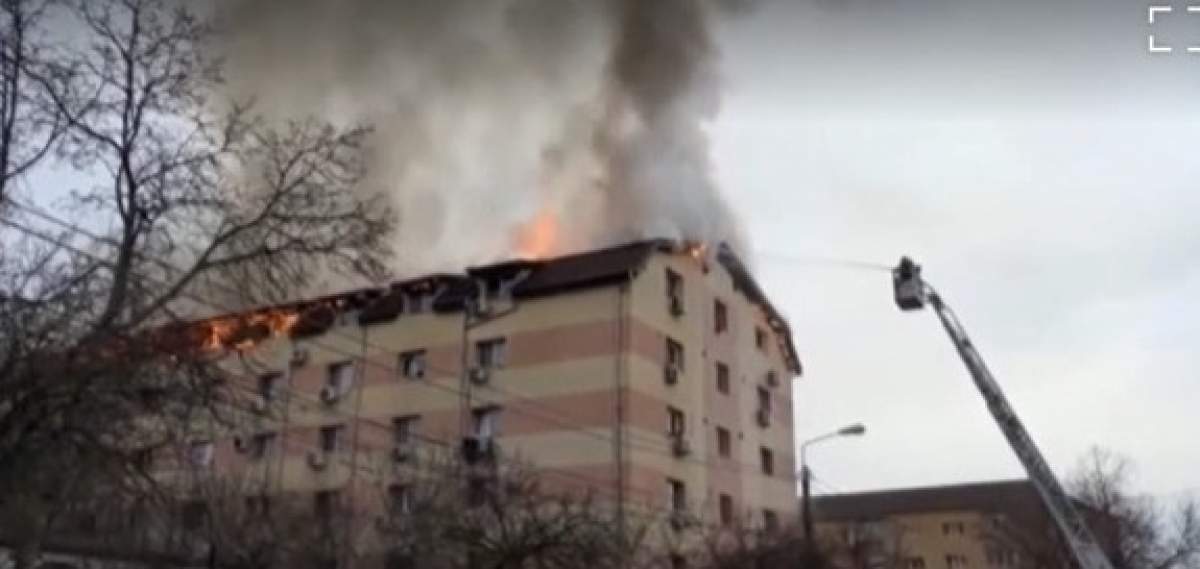 Incendiu violent într-un bloc din Timișoara. Peste 60 de persoane au fost evacuate de urgență