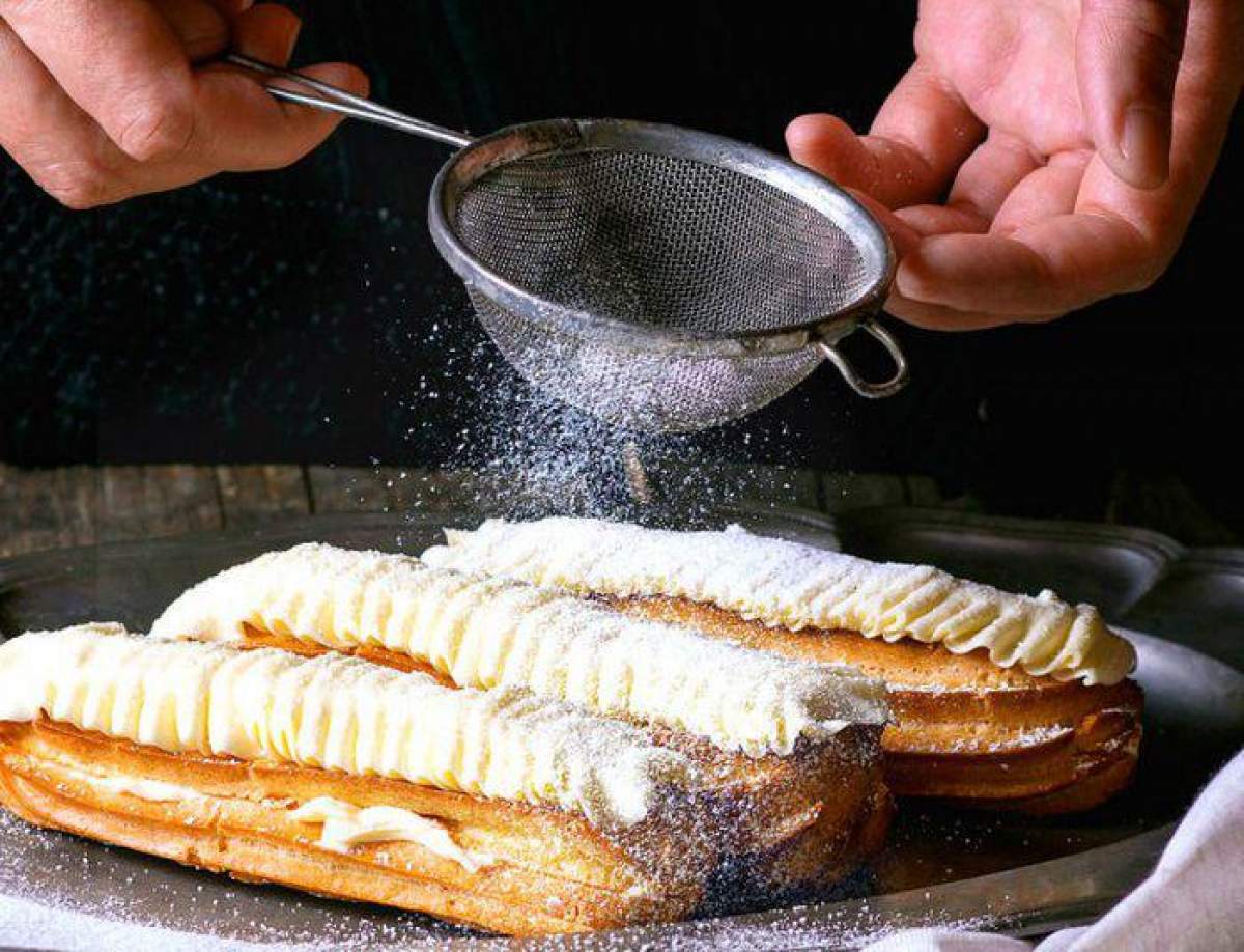 Rețetă de ecler cu cremă de cocos. Un desert perfect pentru un început de săptămână