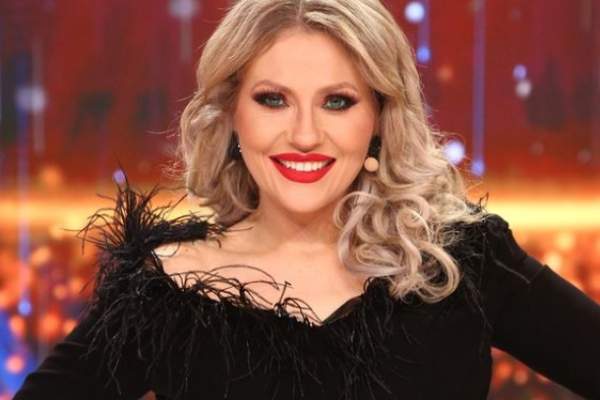 Mirela Vaida își sărbătorește astăzi ziua de naștere. Prezentatoarea de la Acces Direct a schimbat prefixul / FOTO