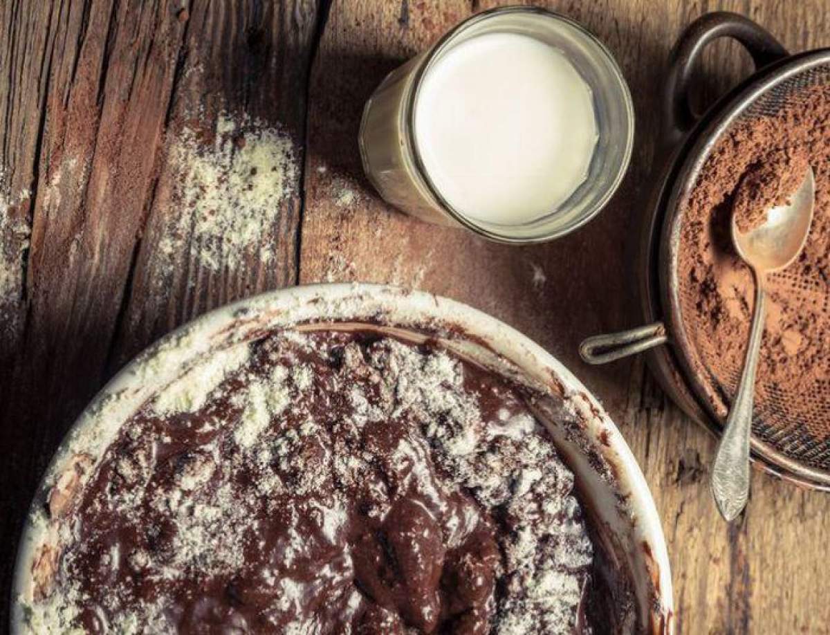 Rețetă de prăjitură deșteaptă cu ciocolată. Un desert pentru întreaga familie