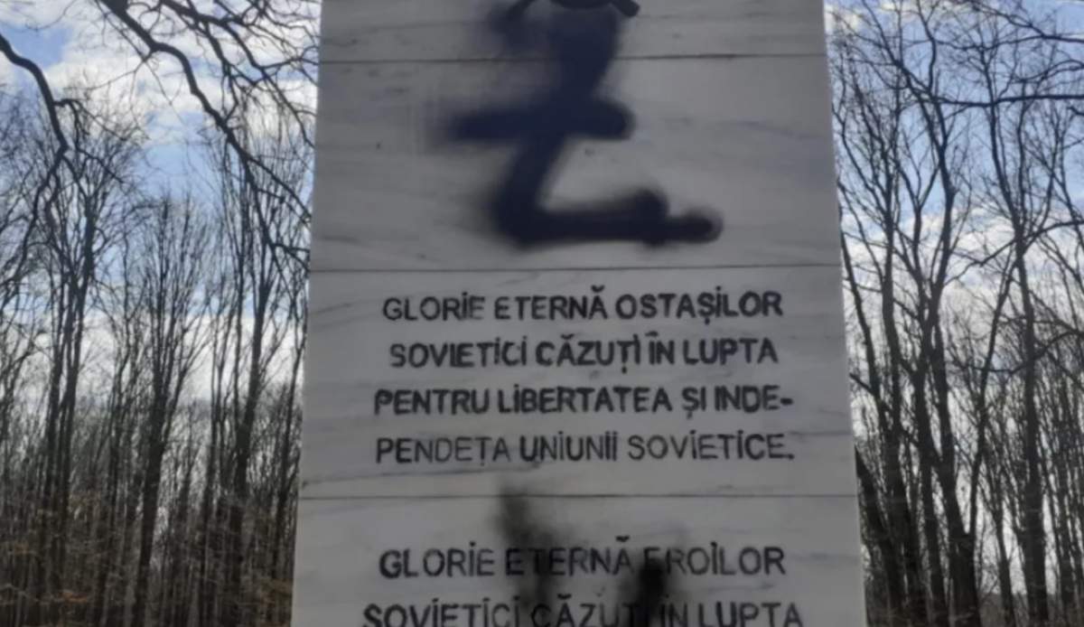 Litera Z a fost inscripționată pe mormintele soldaților ruși din Iași. Ce simbolizează, de fapt, acest însemn / FOTO