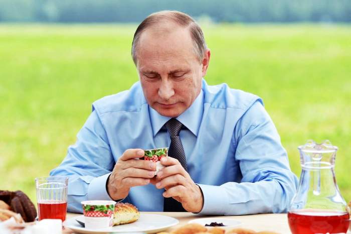 Vladimir Putin are mare grijă ce mănâncă!