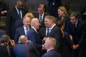 Klaus Iohannis și Joe Biden, întâlnire la Summitul de la Bruxelles. Ce au discutat cei doi președinți / GALERIE FOTO