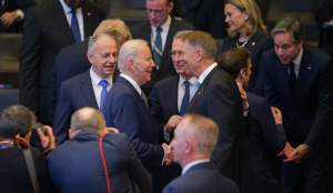 Klaus Iohannis și Joe Biden, întâlnire la Summitul de la Bruxelles. Ce au discutat cei doi președinți / GALERIE FOTO