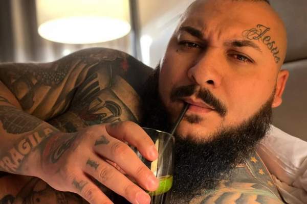Reacția lui Dani Mocanu la acuzațiile lui Alex Podar. Ce mesaj a publicat manelistul: “Nu m-aș fi săturat cu un pumn”