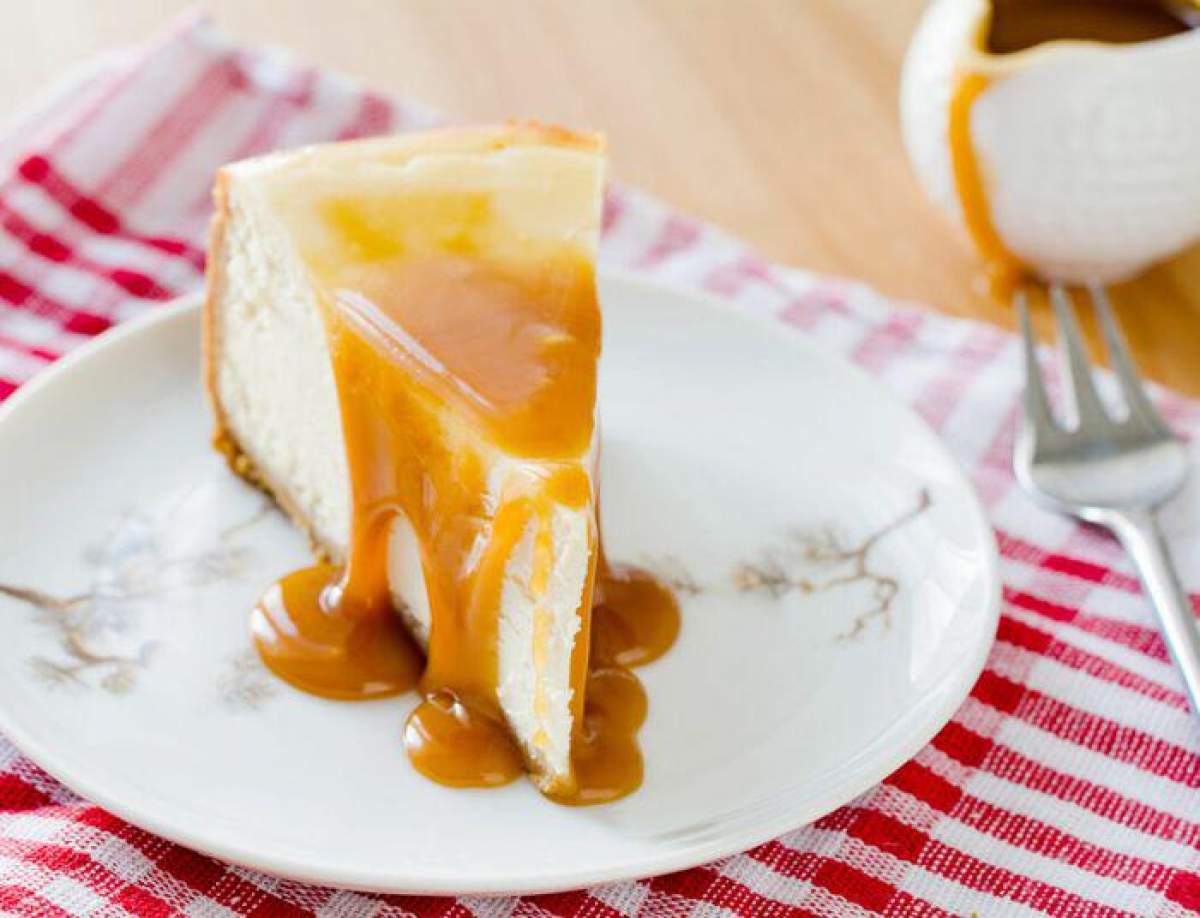 Rețetă de cheesecake cu caramel fără coacere. Cel mai simplu și gustos desert