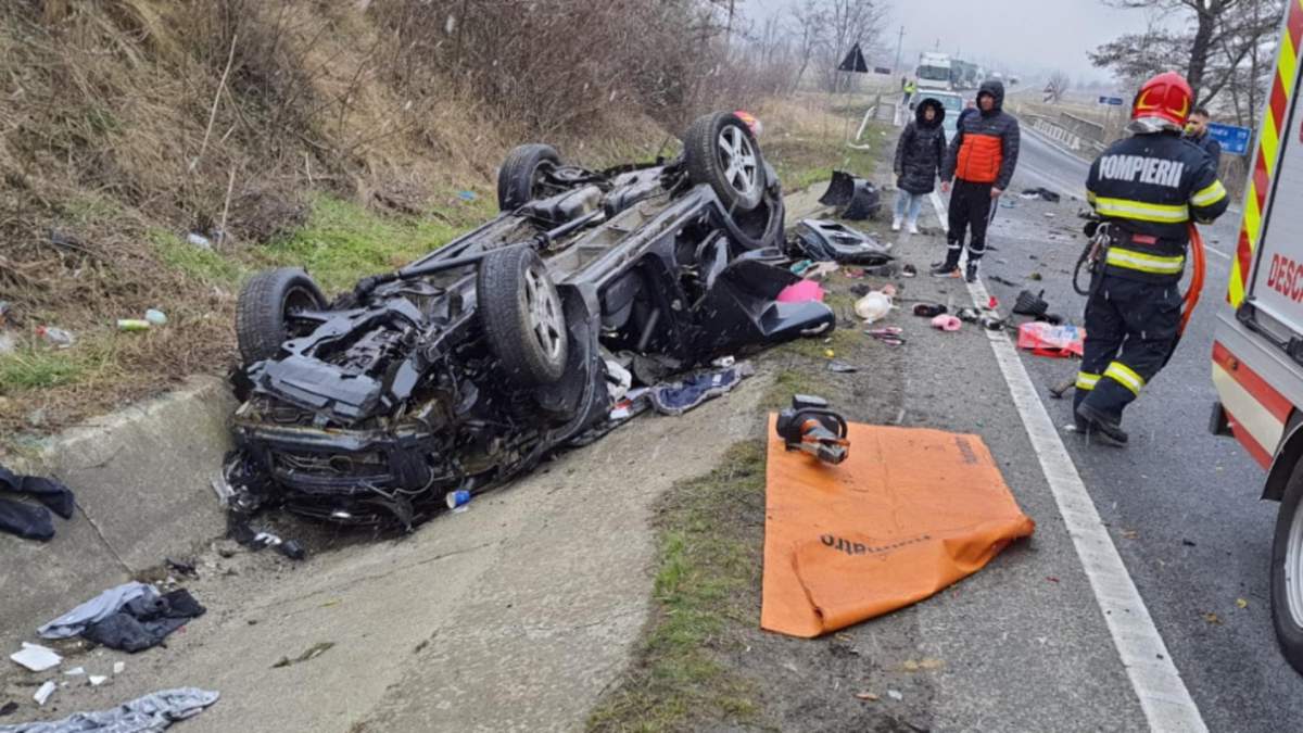 Accident cu două autoturisme, în Caraș Severin. O persoană a decedat