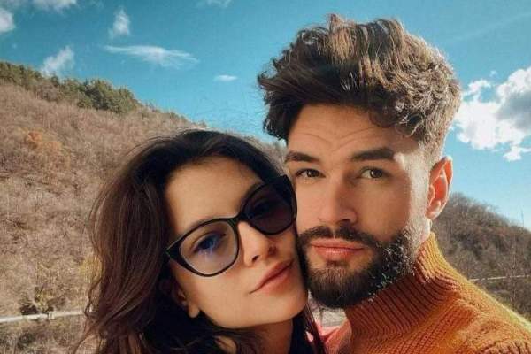 Cleopatra Stratan și Edward Sanda, probleme după întoarcerea din vacanța de la Paris. Ce au pățit cei doi când au ajuns în România: "Noi încă sperăm"