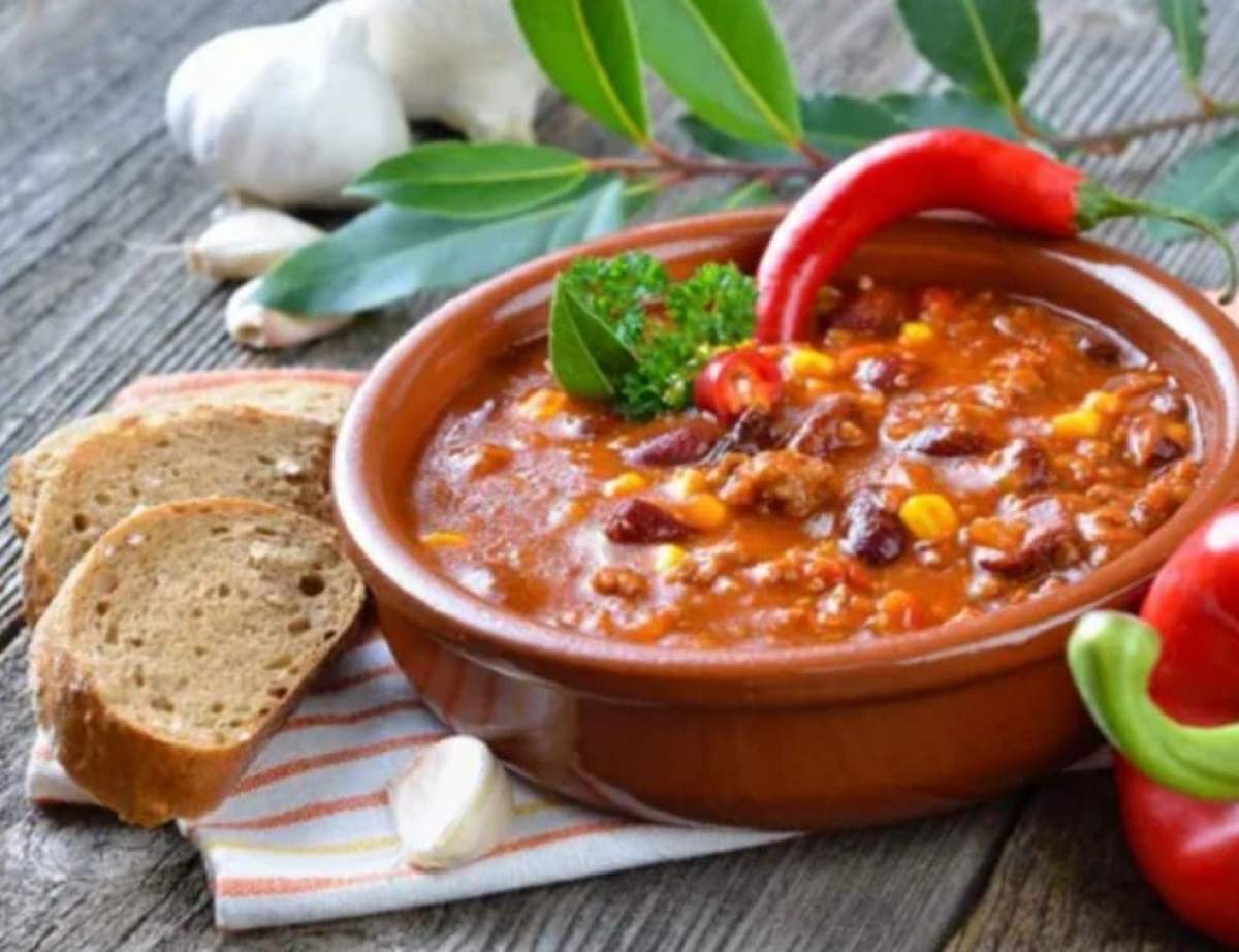 Rețetă de chili con carne. Un preparat mexican picant