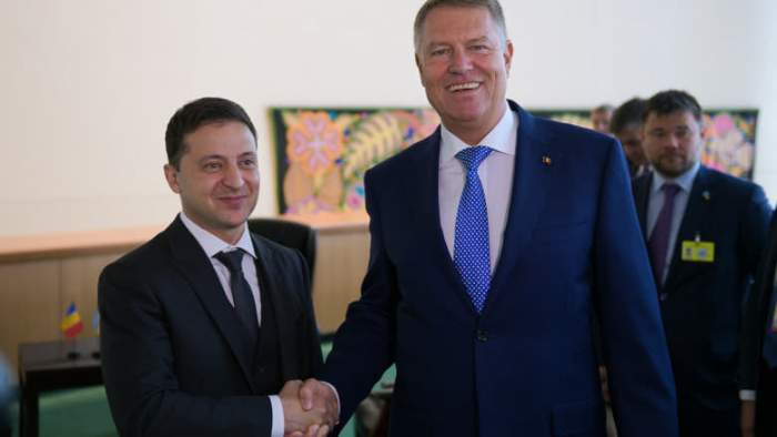 Klaus Iohannis a purtat o discuție cu Volodimir Zelenski. Ce i-a promis președintele României