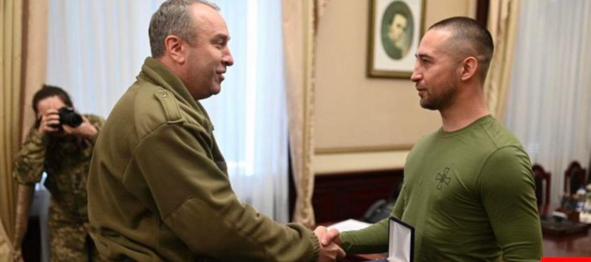 Soldatul, care a apărat Insula Șerpilor cu prețul propriei vieți, a fost primit ca un erou în Ucraina