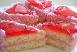 Prăjitura inimioare îndrăgostite. Un desert ideal pentru 8 martie