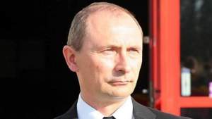 Cine este și cum arată sosia lui Vladimir Putin. Locuiește în Polonia și se teme să nu fie omorât
