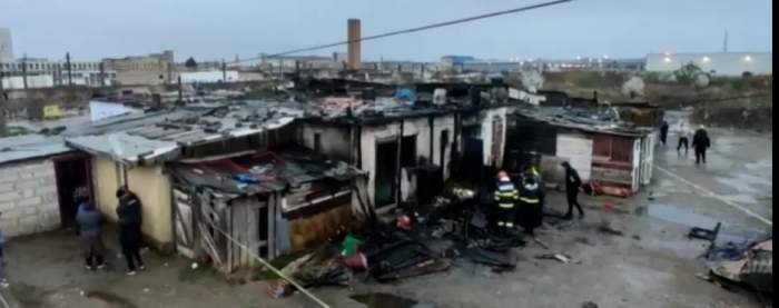 Incendiu devastator în Turda! Doi adulți și patru copii au decedat, după ce casa lor a fost cuprinsă de flăcări / FOTO