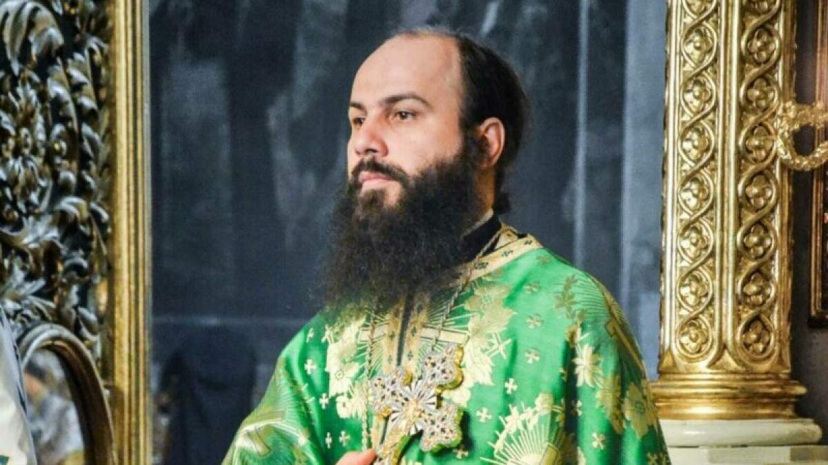 Arhimandritul Hrisostom Rădăşanu în Biserică