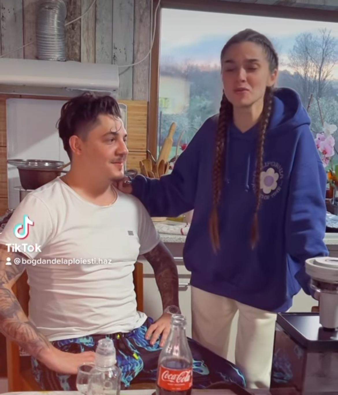 Bogdan de la Ploiești și Theo Rose sărbătoresc Paștele împreună! Cântărețul, momente neașteptate cu părinții artistei: “Și ea este mama” / FOTO