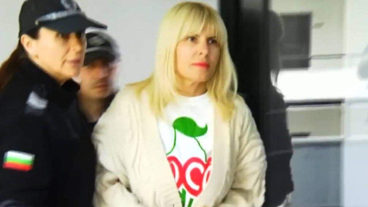 Elena Udrea vorbește zilnic la telefon din arest cu fiica și iubitul ei, Adrian Alexandrov. Avocatul fostului ministru: ''Nu va turna pe nimeni”