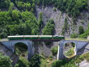 Cale ferată din România, unică în întreaga lume. Locul în care trebuie neapărat să mergi / FOTO