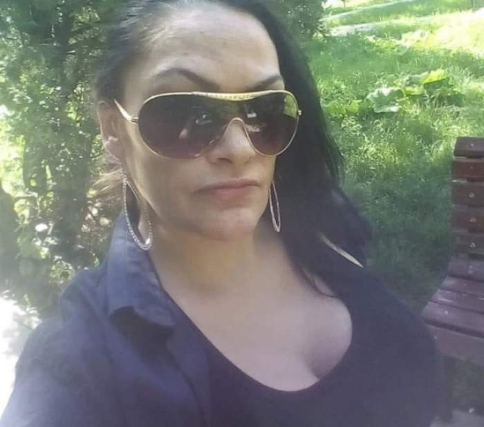 O tânără din Oravița a fost omorâtă de iubitul ei, în parc. Bărbatul a prins-o în timp ce stătea de vorbă cu un alt tânăr, pe o bancă