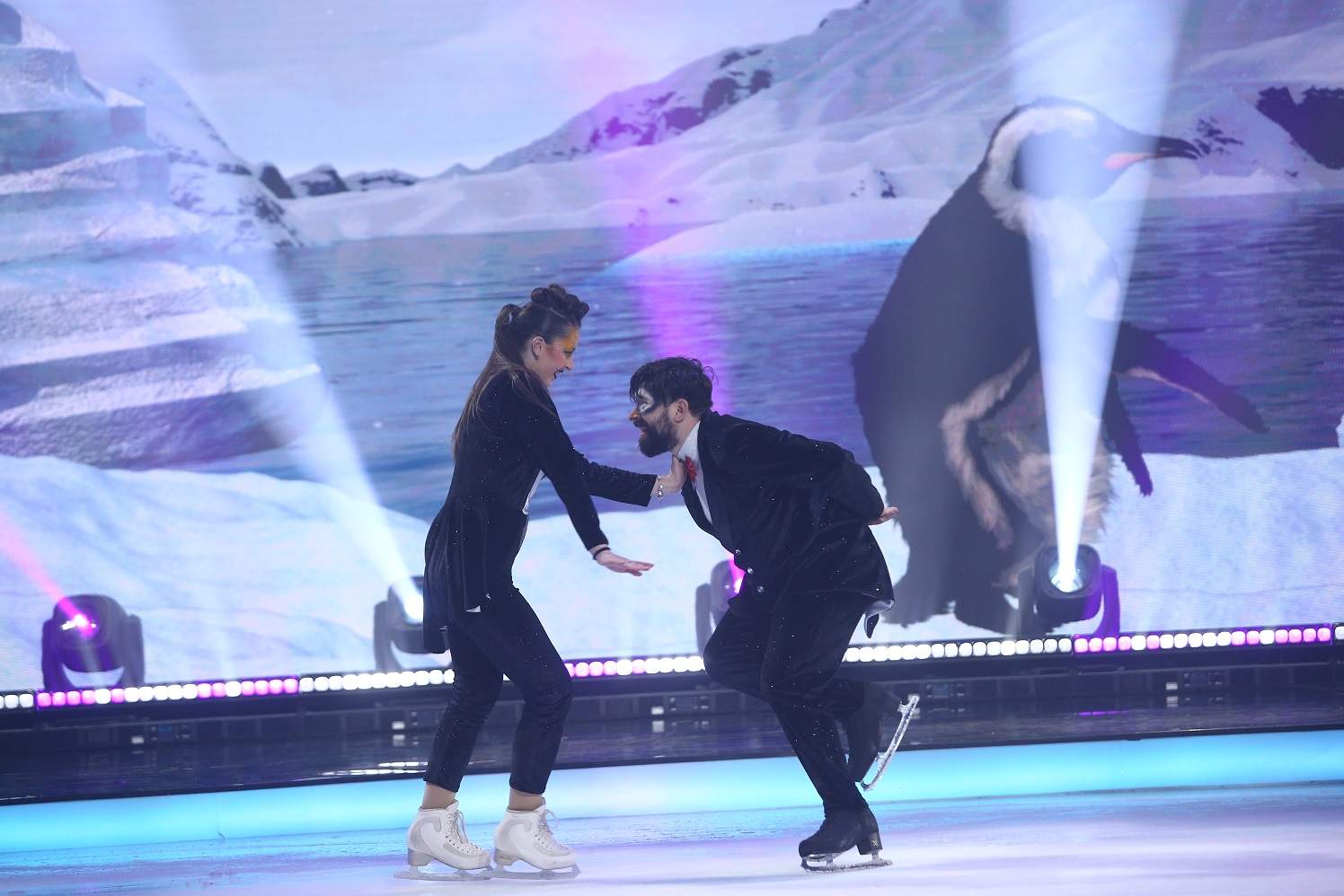 Andreea Bălan, surpriză de proporții pe patinoarul Dancing on Ice- Vis în doi. Vedeta a pregătit un moment special