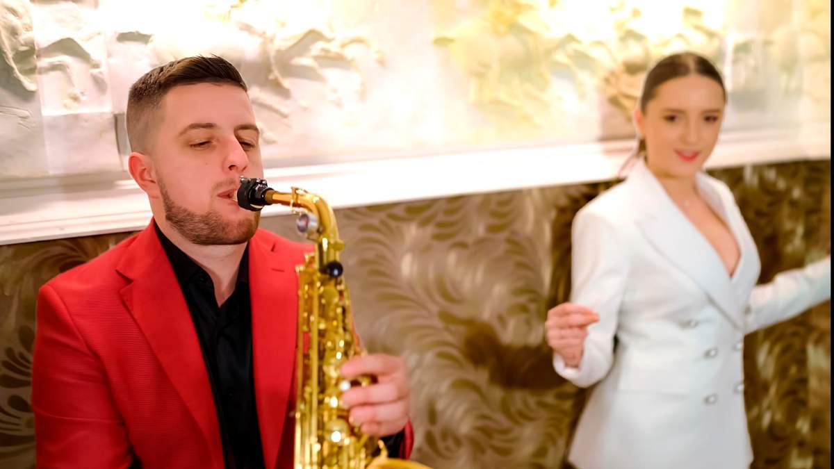 Saxofonistul lui Carmen de la Sălciua, Bătut cu bestialitate. Ce s-a întâmplat: ‘’Nu se aștepta nimeni la așa ceva’’ Saxofonistul lui Carmen de la Sălciua, bătut cu bestialitate. Ce s-a întâmplat: ‘’Nu se aștepta nimeni la așa ceva’’