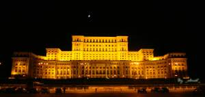 Orașul din România cu cea mai grea clădire din lume, considerată "o minune necunoscută”. Ai văzut-o, dar nu ai știut asta!