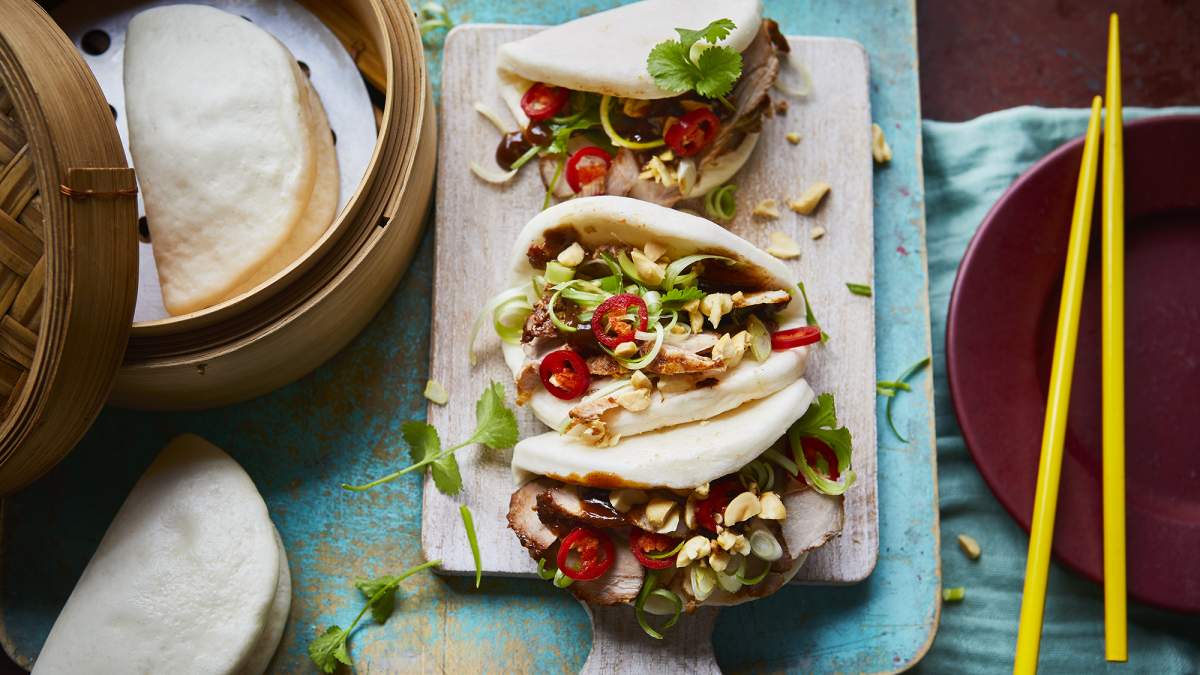 Bao Buns: Rețetă de chifle chinezești la abur umplute cu pui