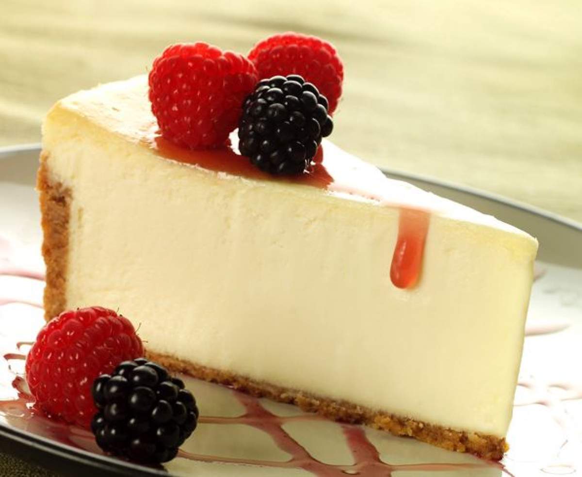 Rețetă de cheesecake cu zmeură. Un desert răcoros și gustos pentru zilele de weekend