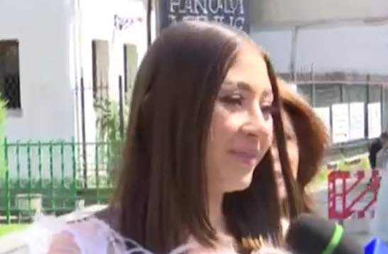 Nicole Cherry și iubitul și-au botezat fetița, pe micuța Anastasia! Imagini exclusive din biserică / VIDEO