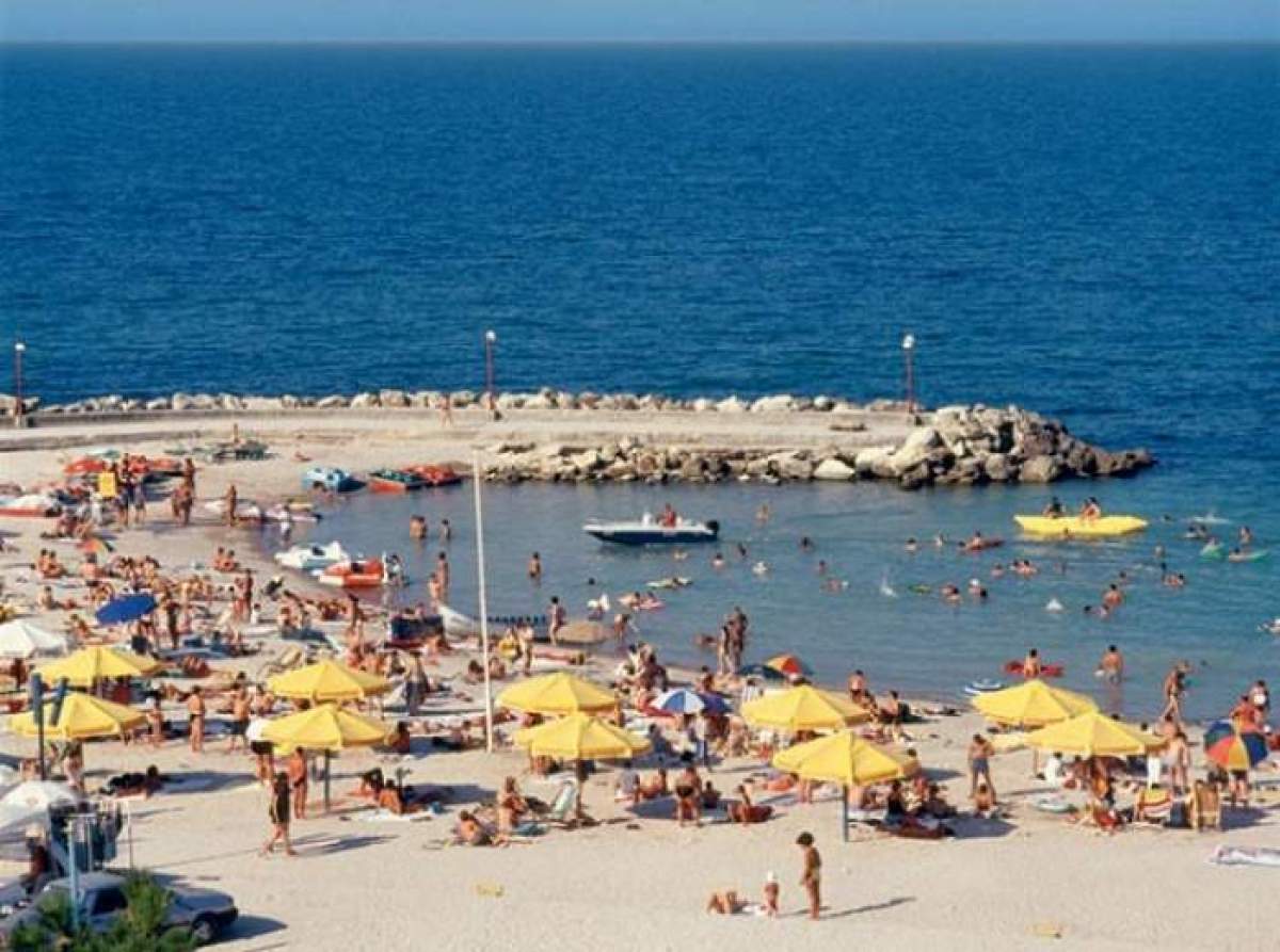 Plajele din țara noastră se deschid de mâine. Cât costă cazările pe litoralul românesc