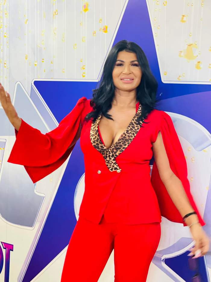 Ramona de la Clejani, din nou pe mâinile medicilor esteticieni. Și-a scos acidul din buze: ”De dragul publicului” / FOTO