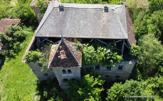 Cel mai înspăimântător castel al grofilor, din nou în patrimoniul României. Locul cu o istorie a morții încă dă fiori trecătorilor / FOTO