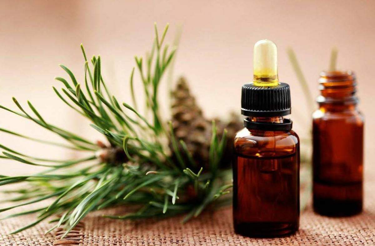 Ulei de cuișoare Ce beneficii are uleiul de cuișoare. Se folosește adesea în aromaterapie