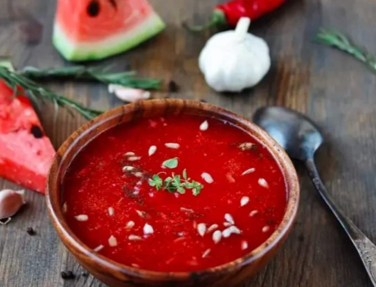 Gazpacho de pepene roșu. O rețetă ideală pentru acest sezon