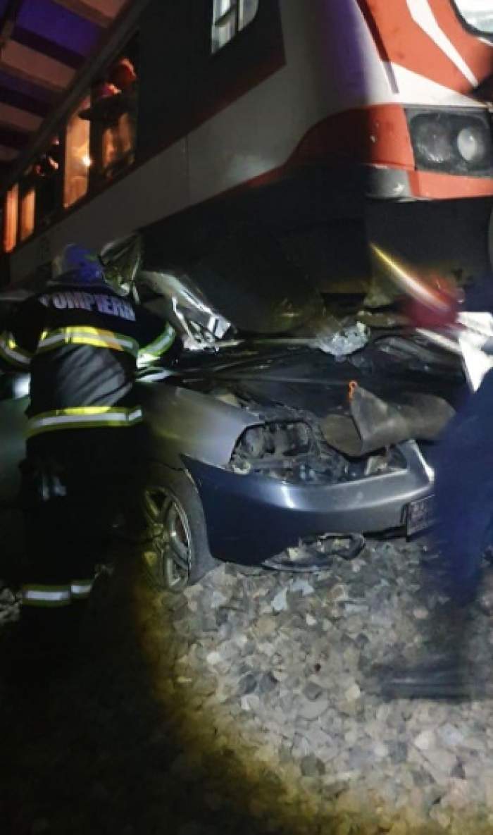 Accident deosebit de grav în Satu Mare. Un tânăr de 19 ani a murit pe loc, fiind prins sub locomotiva unui tren / FOTO
