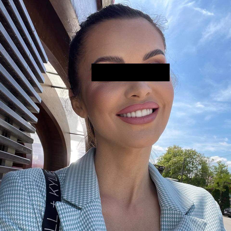 Iulia, sinucigașa de 33 de ani de la Timișoara, poza în mamă model. Tânăra absolvise Psihologia / FOTO