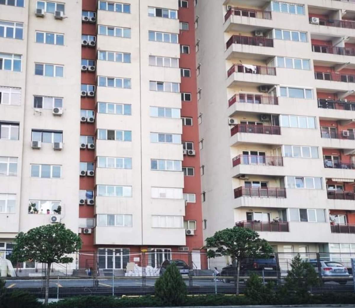 Trei refugiați ucraineni, prinși în timp ce încercau să spargă un apartament în București. Ce au spus în fața oamenilor legii