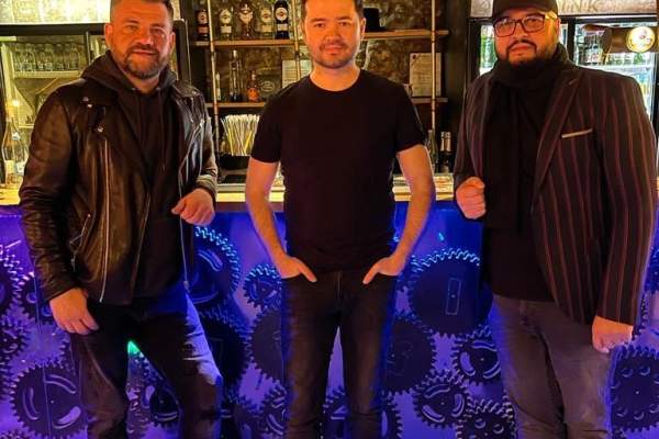 Prin ce drame au trecut artiștii de la 3 Sud Est. Laurențiu Duță: „Urmăriți de ghinioane”