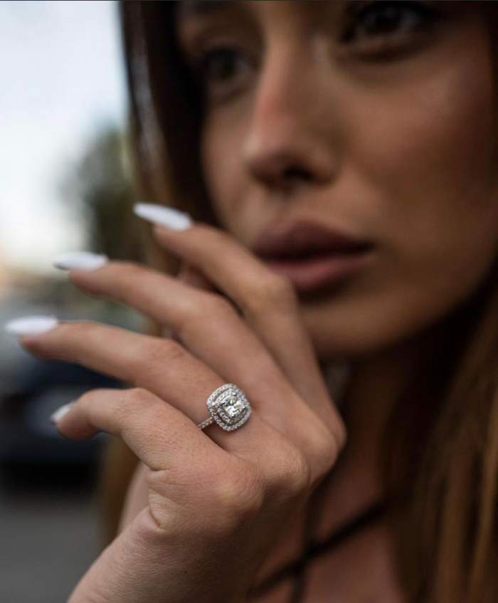 Zedsly a cerut-o în căsătorie pe iubita lui, Alina. Cum arată inelul de logodnă pe care i l-a pus pe deget / FOTO