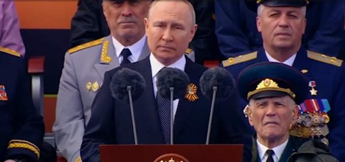 „Operațiunea din Ucraina a fost necesară!” Vladimir Putin, discurs ameninţător la Parada de la Moscova