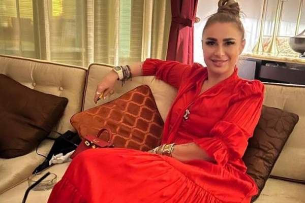 Anamaria Prodan, o nouă apariție de infarct. Cum s-a fotografiat sexy impresara în baie / FOTO