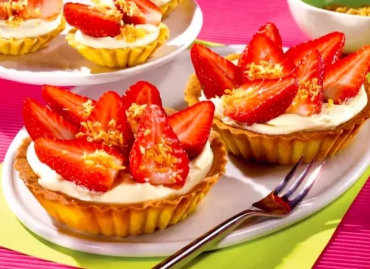 Tarte cu cremă de vanilie și căpșuni. O rețetă specială pentru Ziua Copilului