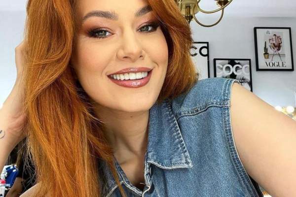 Feli s-a fotografiat fără machiaj pe faţă! Cum arată cântăreaţa naturală: ''Zero filtre” / FOTO