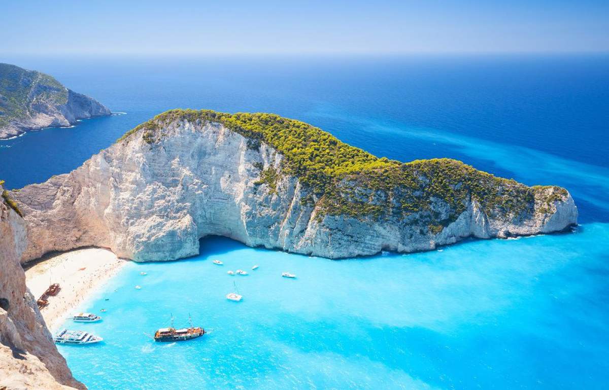 Cât costă o vacanță în Grecia. Una dintre destinațiile preferate de români