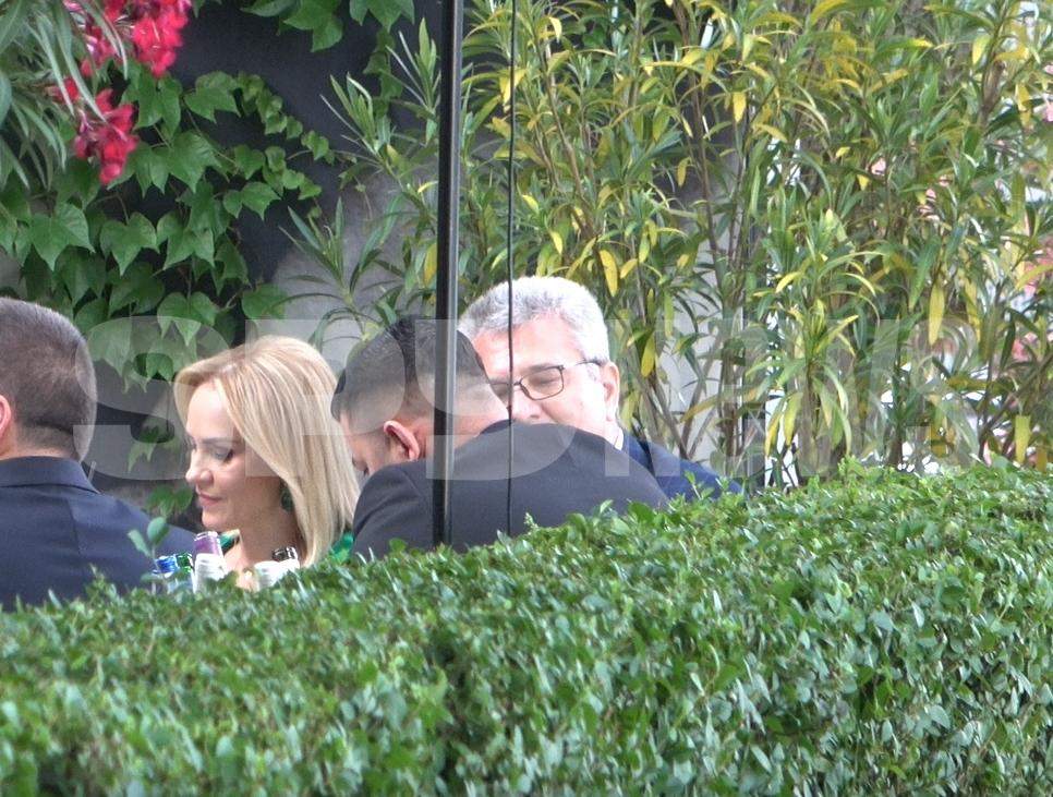 Gabriela Firea, prima pe ringul de dans la o petrecere. Imagini rare cu fostul edil al Capitalei  / PAPARAZZI