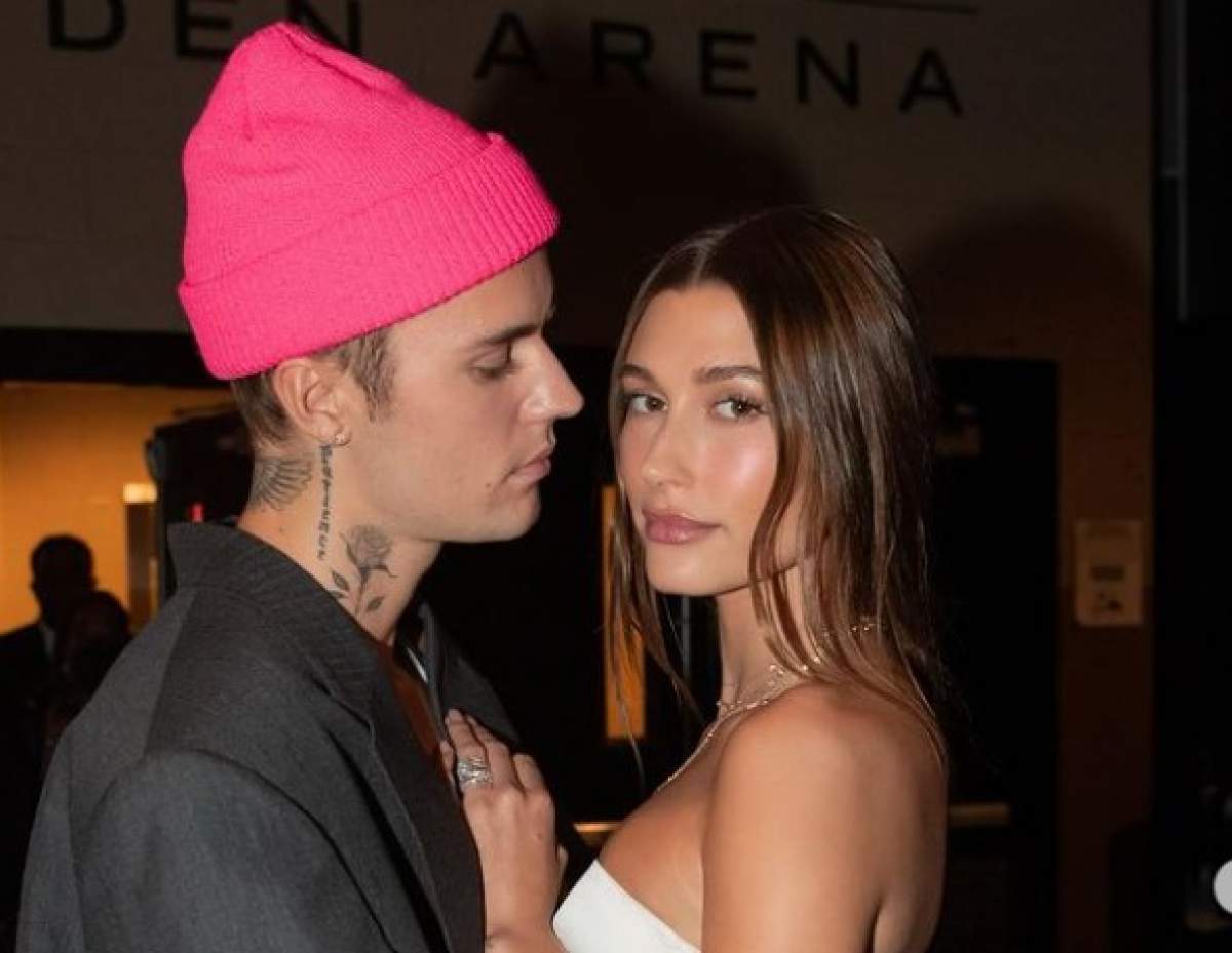 Justin Bieber îmbrățișat cu Hailey Bieber