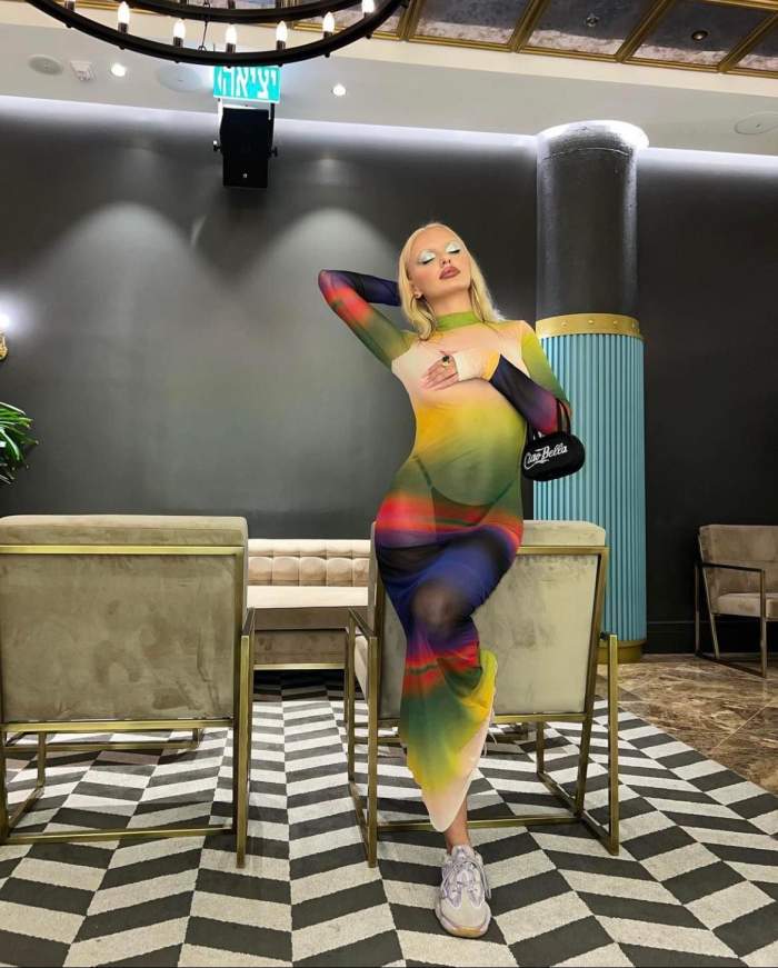 Alexandra Stan, la parada LGBT din Tel Aviv. Vedeta a purtat o ținută incendiară /FOTO