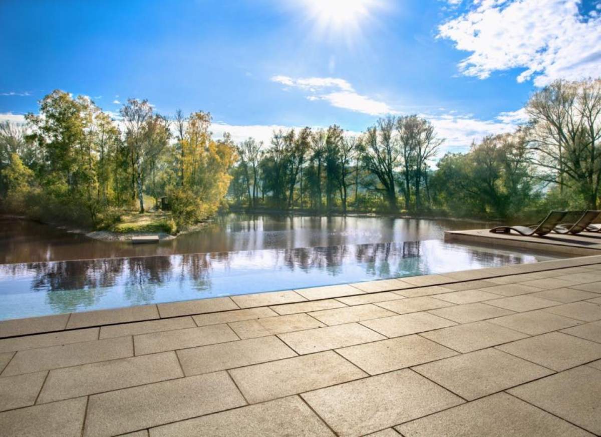 Incident Germania Doi români au murit înecați la o petrecere privată din Germania. Nu au mai avut nicio șansă la viață