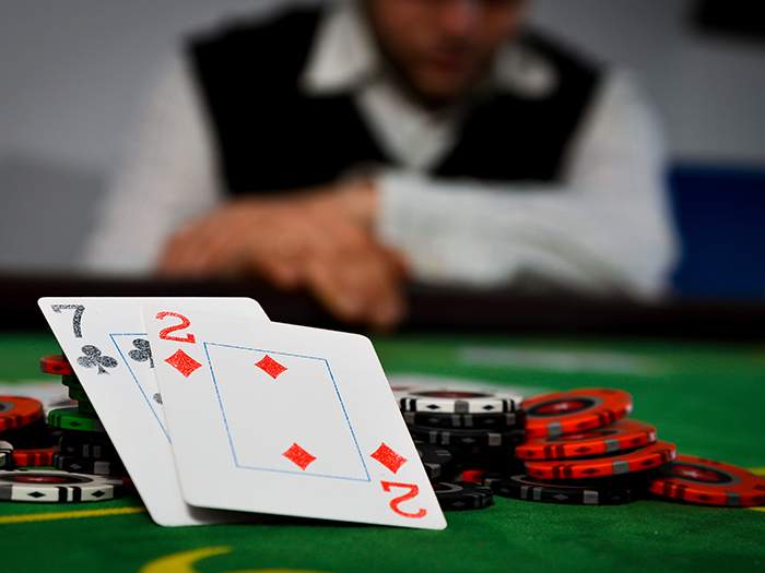 Oameni bogați din lumea Pokerului