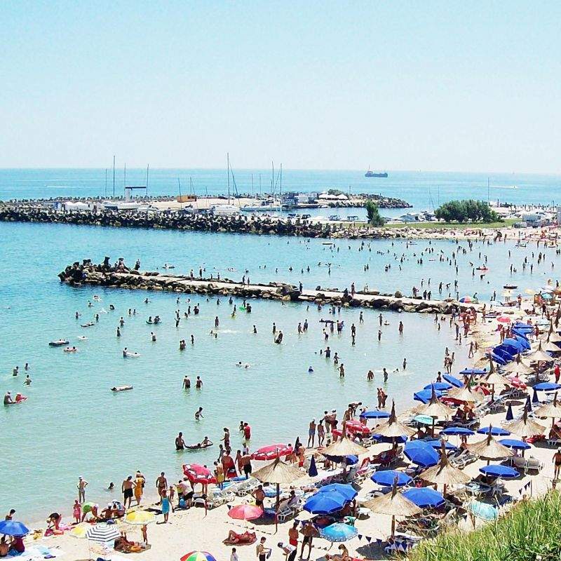 Stațiunea de pe litoralul românesc unde prețurile sunt cu 20% mai mici! Toți turiștii vin acum aici. Mamaia a fost detronată / FOTO